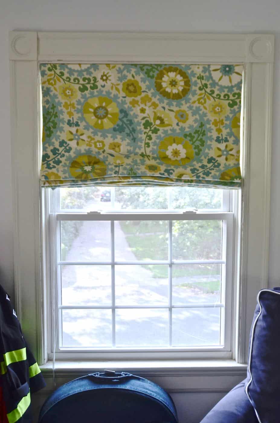 DIY black out roman shades.