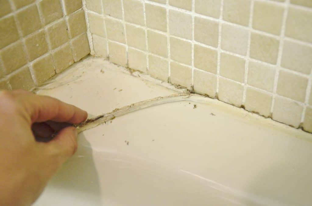 howtoreplacedirtybathroomcaulk5 At Charlotte's House