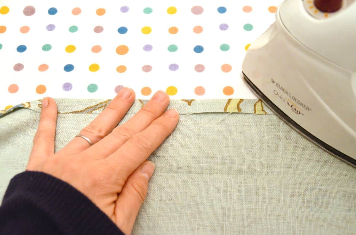 Simple steps to sewing my own fabric roman shades.