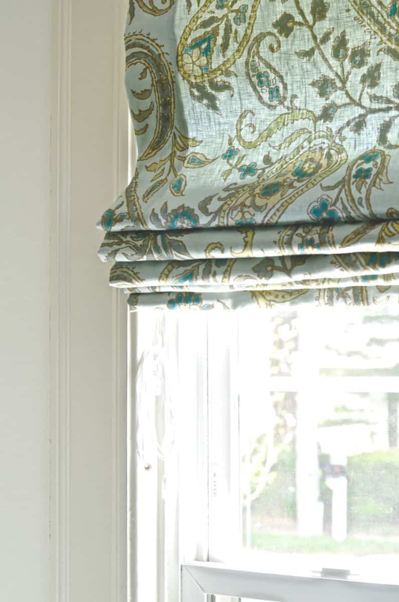 Simple steps to sewing my own fabric roman shades.