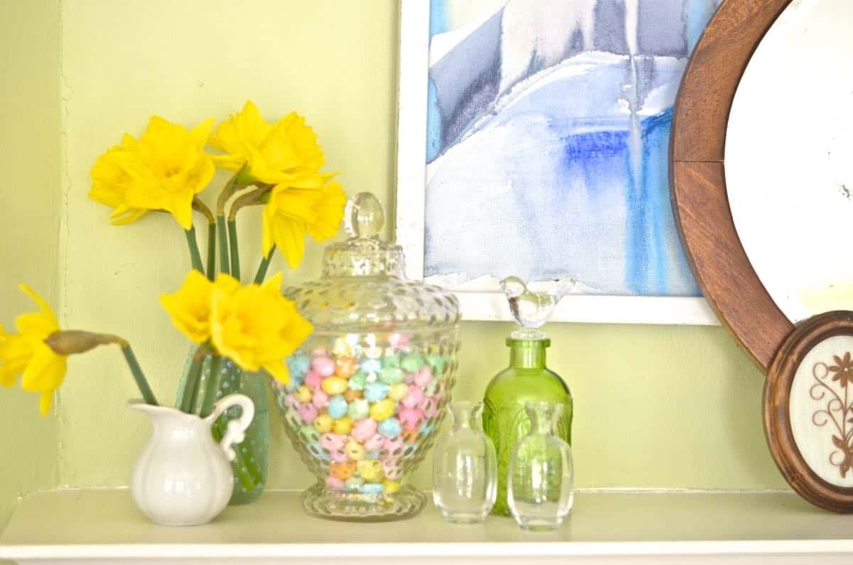 Colorful and flower filled SPring Home tour