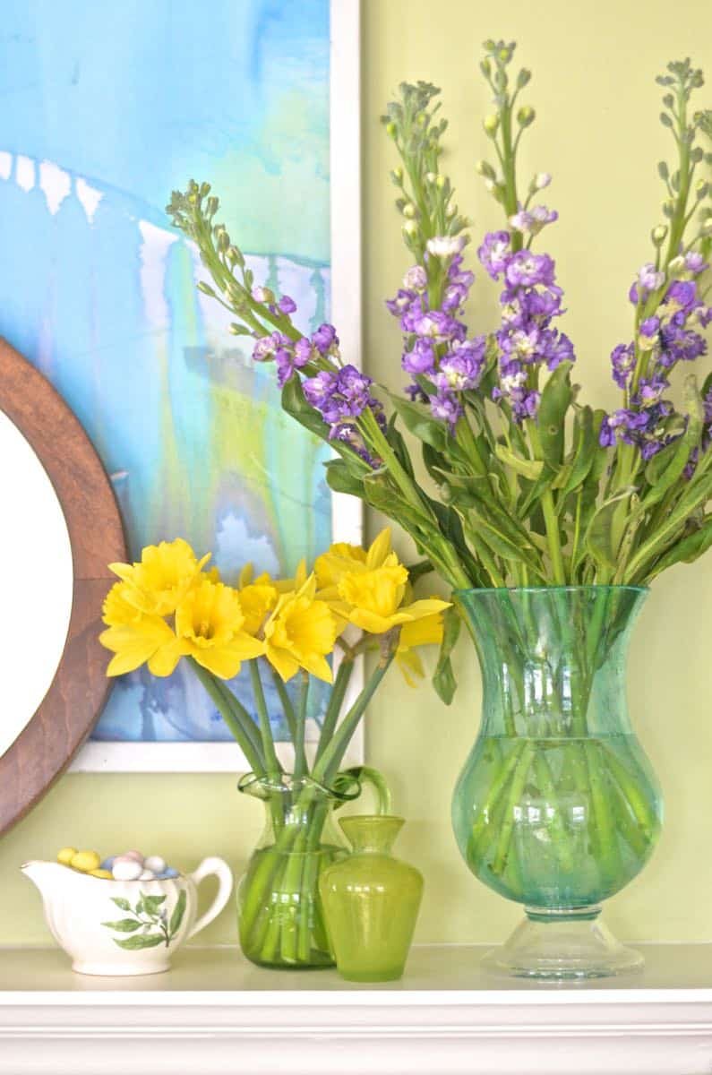 Colorful and flower filled SPring Home tour