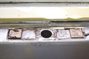 how to replace a faucet... it's not that hard!