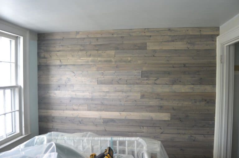 How To Fake A Reclaimed Wood Plank Wall