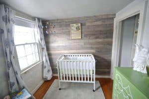 How to make basic pin look like a weathered and chic reclaimed wood plank wall.