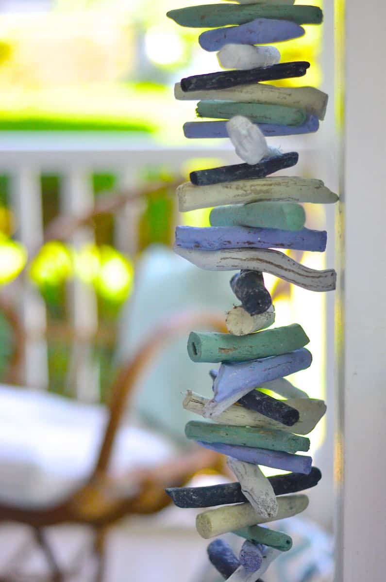 porch makeover on a budget using DIY and thrifted finds