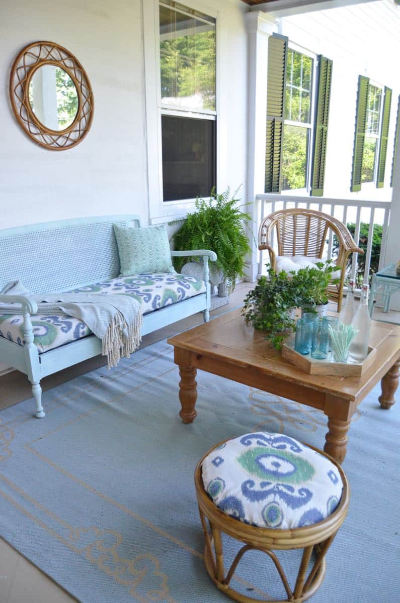 porch makeover on a budget using DIY and thrifted finds