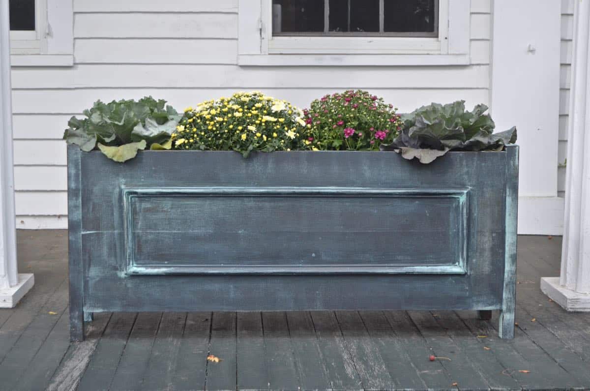 How to build wooden faux metallic zinc planters.