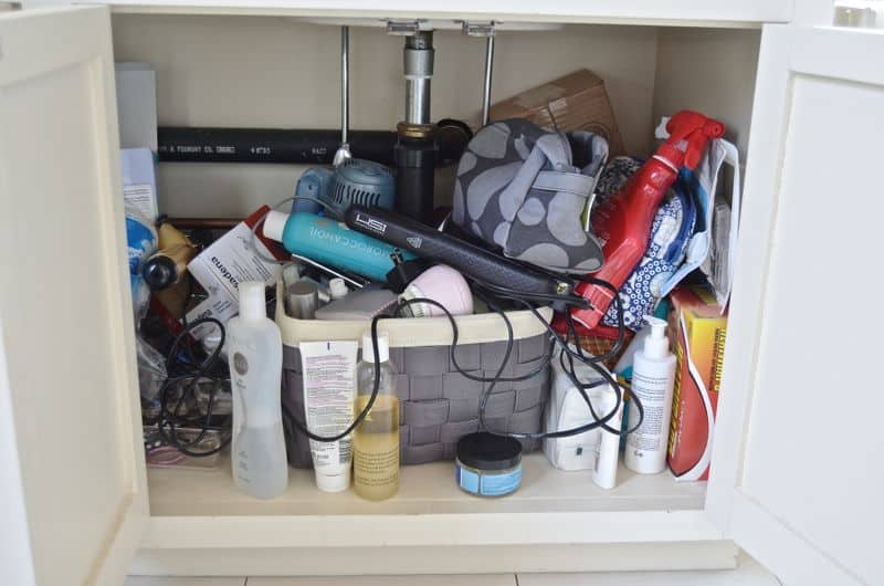 clutter in bathroom vanity