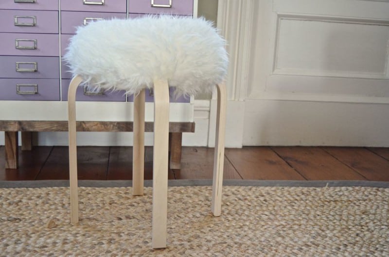 DIY flokati stool finished