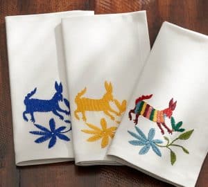 otomi-embroidered-napkin-set-of-4-1-o