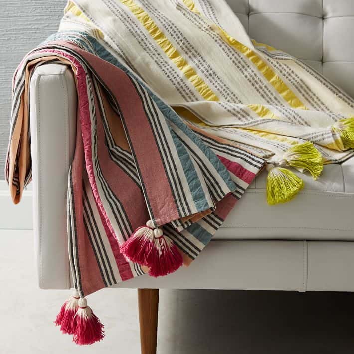 seersucker-stripe-picnic-throw-o