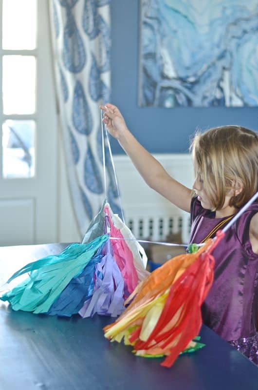 Fun arts and crafts birthday party with colorful decorations.