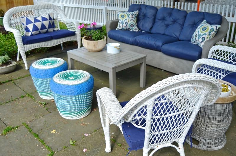 How to decorate a patio with mixed and matched eclectic furniture.