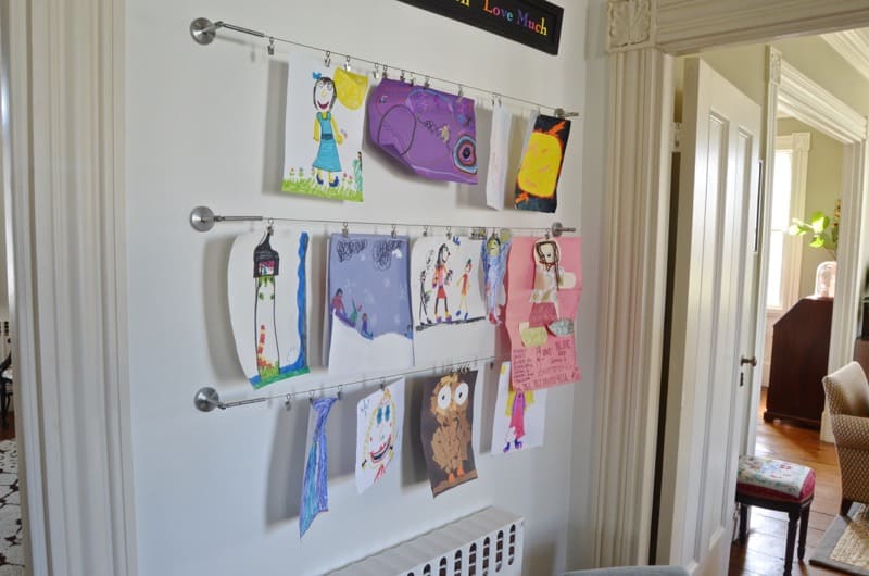 Easy way to display kids artwork on a gallery wall.