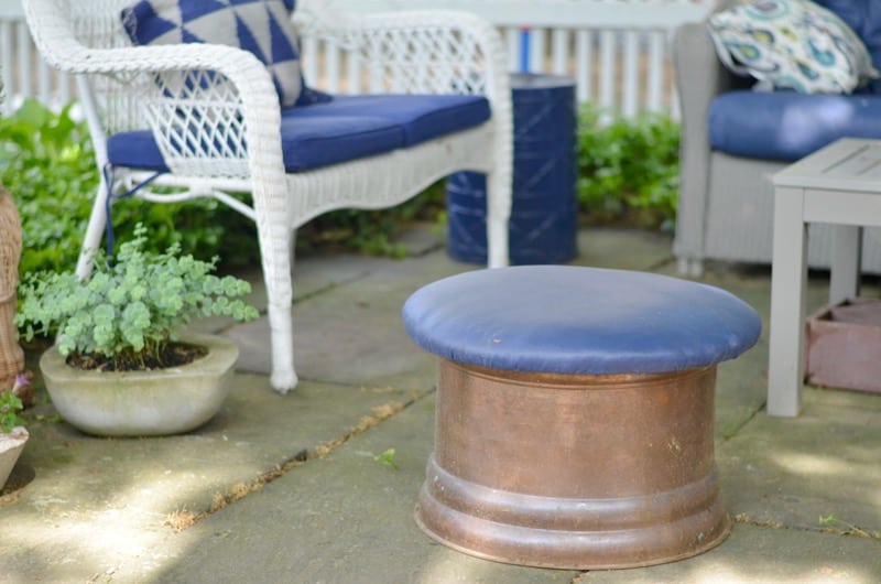 How to makeover patio cushions by painting them with regular ol’ latex paint.