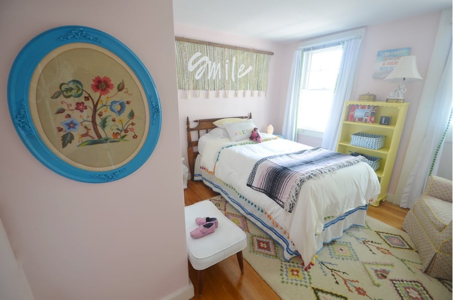 How to use vintage furniture in a kids room.