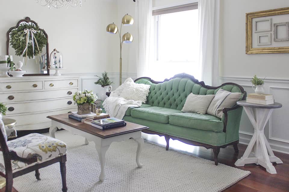 DIY bloggers answer seven questions about their style and their homes and their business each Sunday on At Charlotte's House… this week Shades of Blue Interiors.
