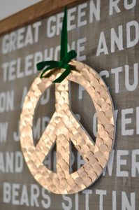 DIY bloggers transform basic craft store peace signs into Peace Love and DIY creativity.