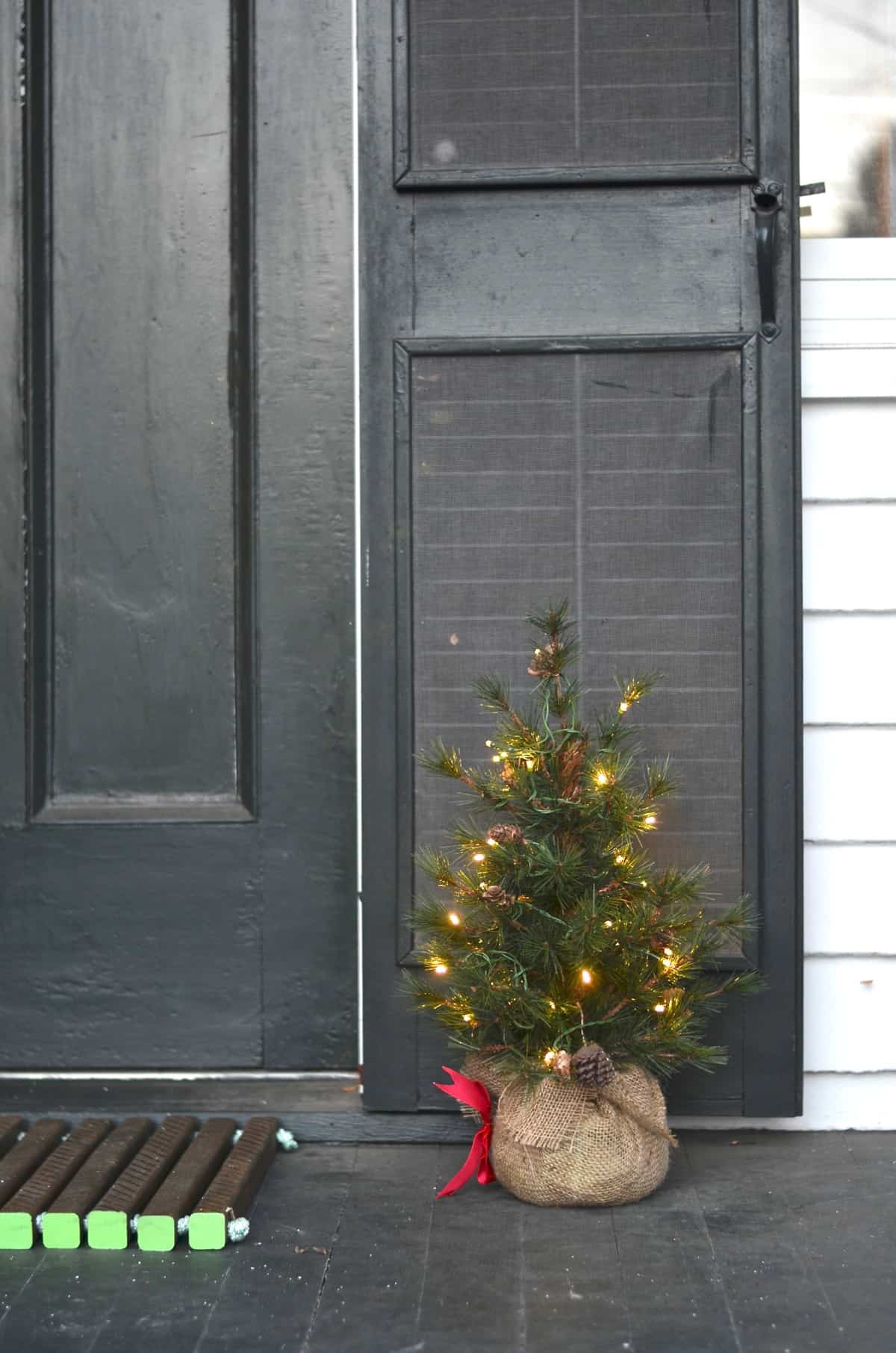 Decorating our New England front porch for Christmas, Connecticut Style.