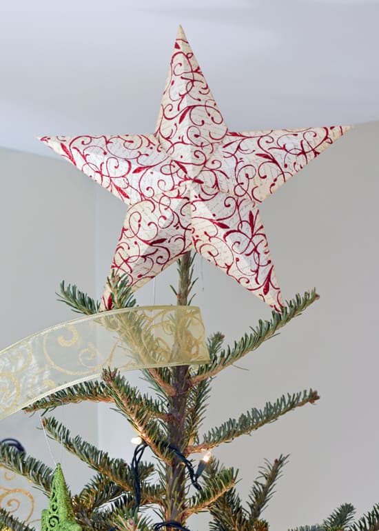 Favorite DIY ideas for homemade tree toppers.