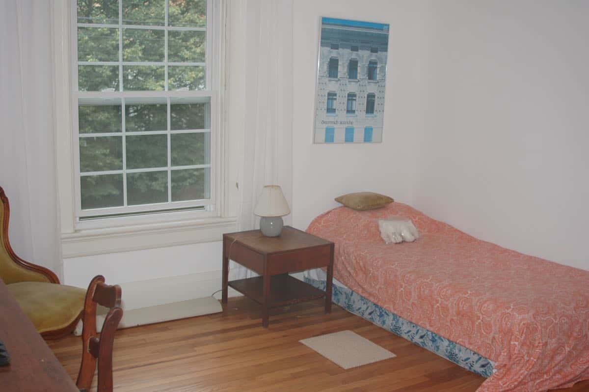 Boy and girl shared bedroom design.