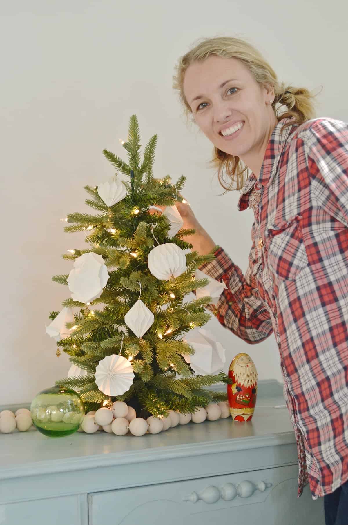 I took one basic Christmas tree and styled it three different ways!