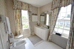 modern and chic Master bathroom makeover