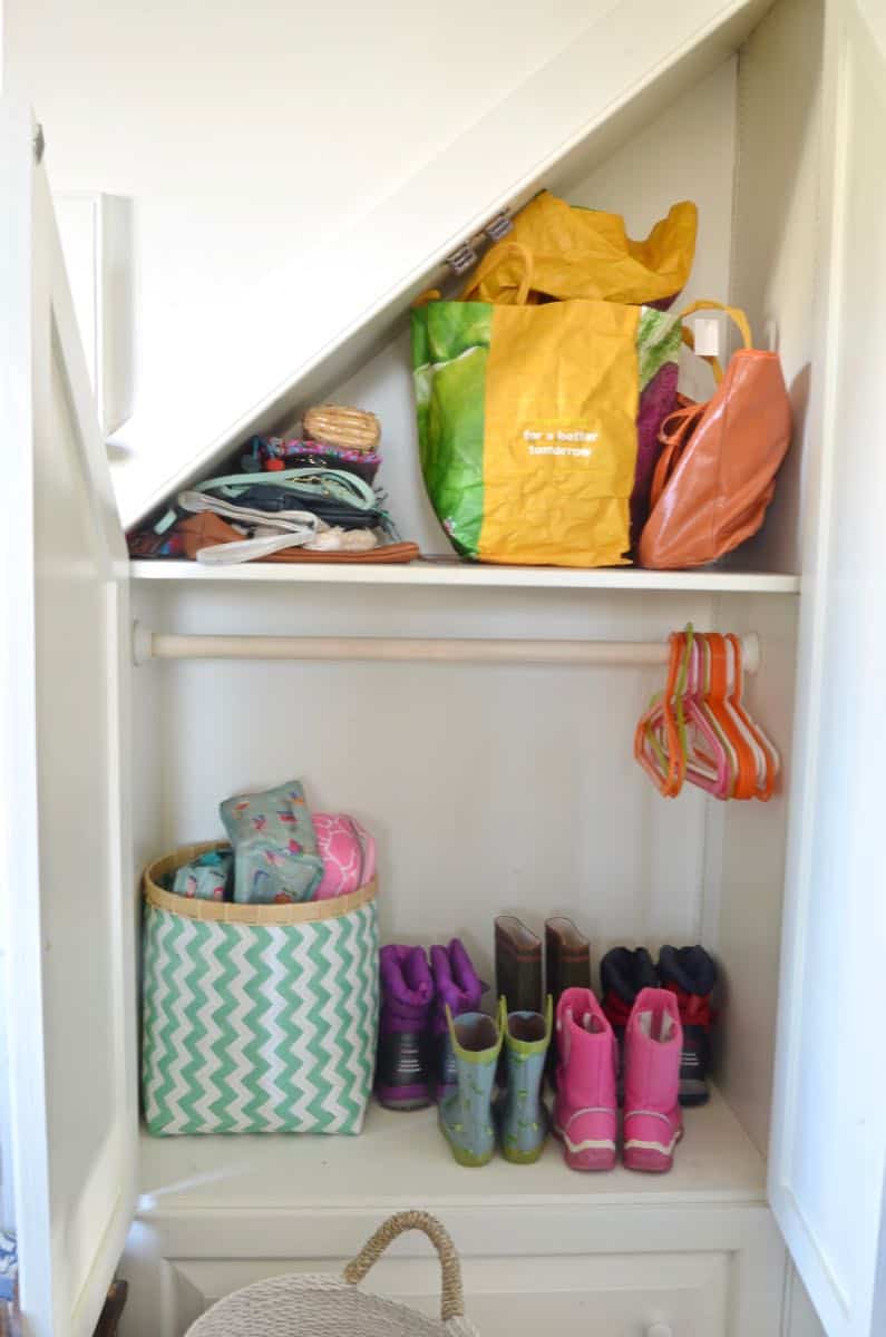 How a family of seven organizes their mudroom.