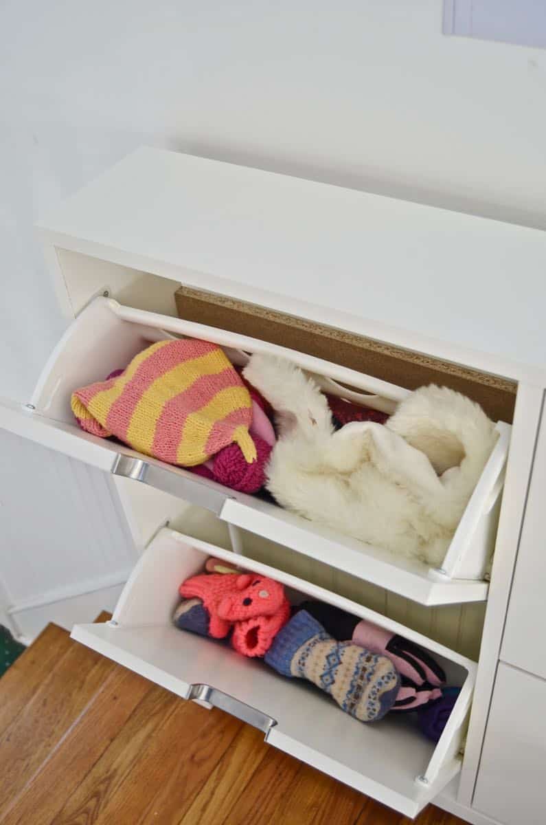 How a family of seven organizes their mudroom.