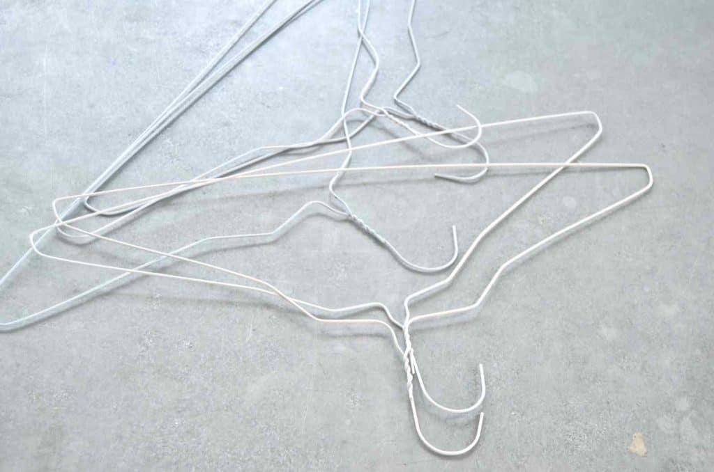 How to draw a Wire Coat Hanger Real Easy 