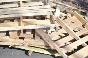 DIY Pallet wood wall planter