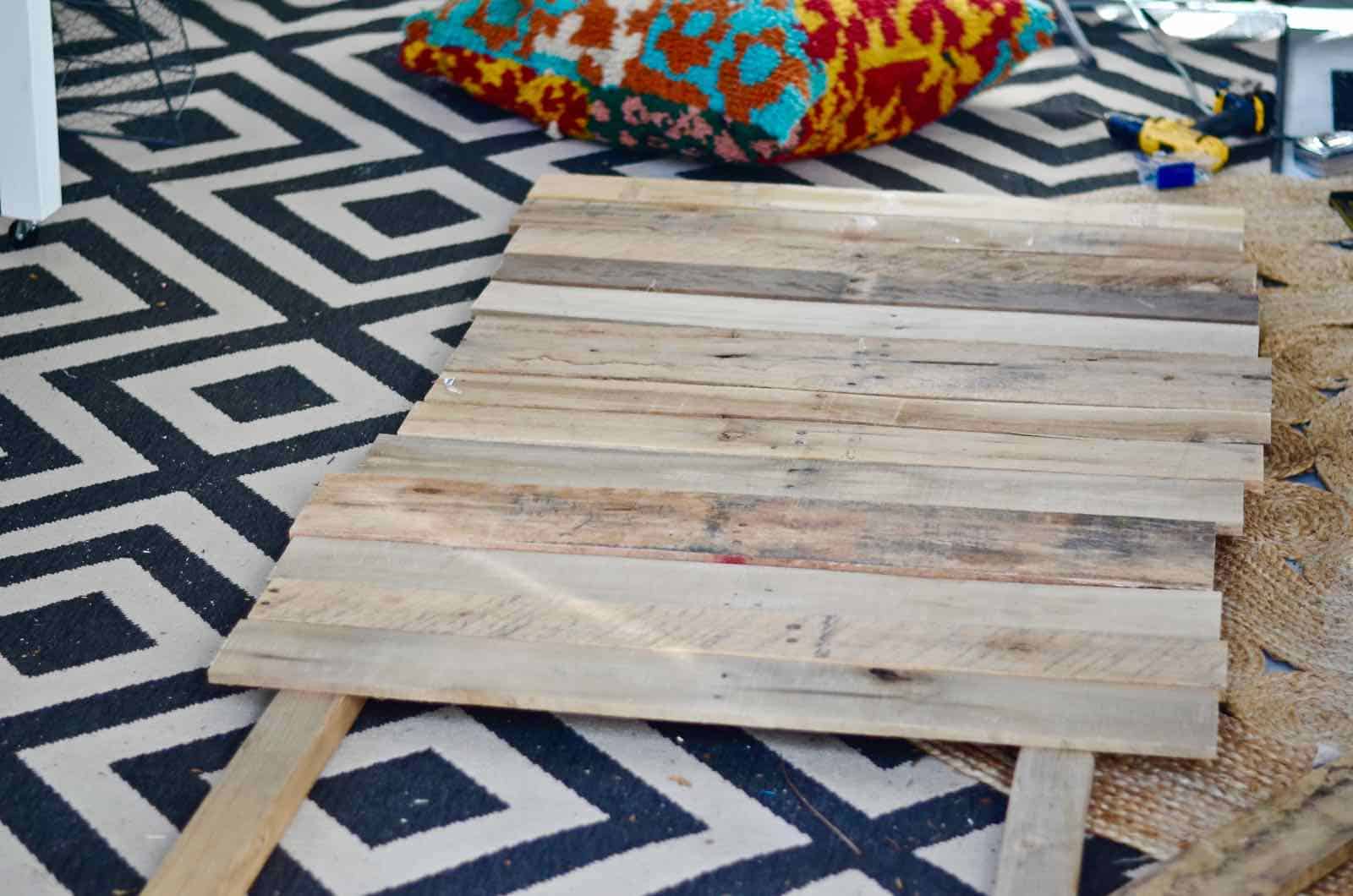 DIY Pallet wood wall planter