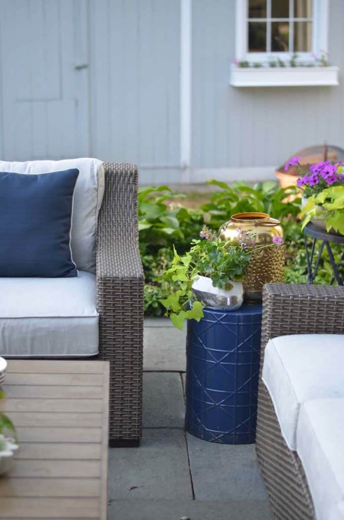 Family Friendly Patio Decor At Charlotte's House