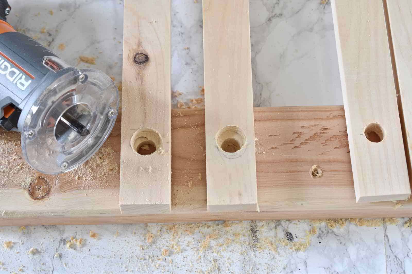MAke a hole with router