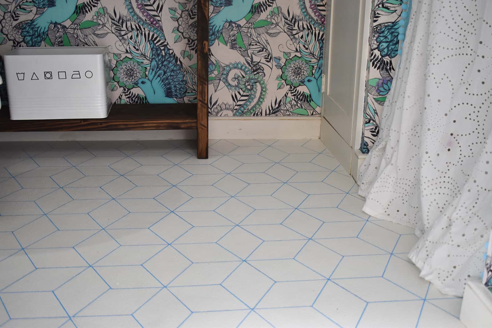 5 Graphic Painted Vinyl Floors At Charlotte S House