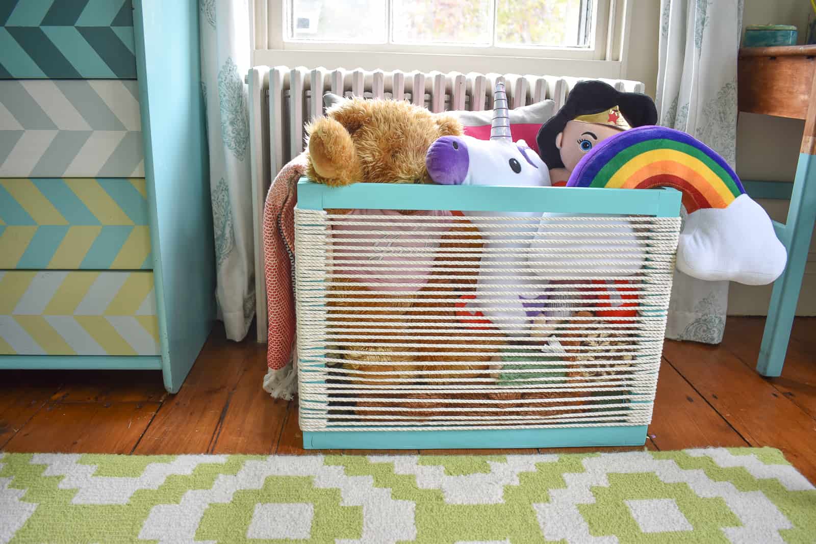 rope and wood storage bin