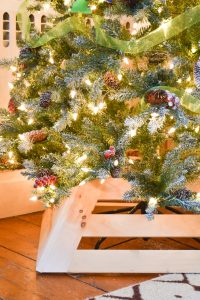 wooden tree collar