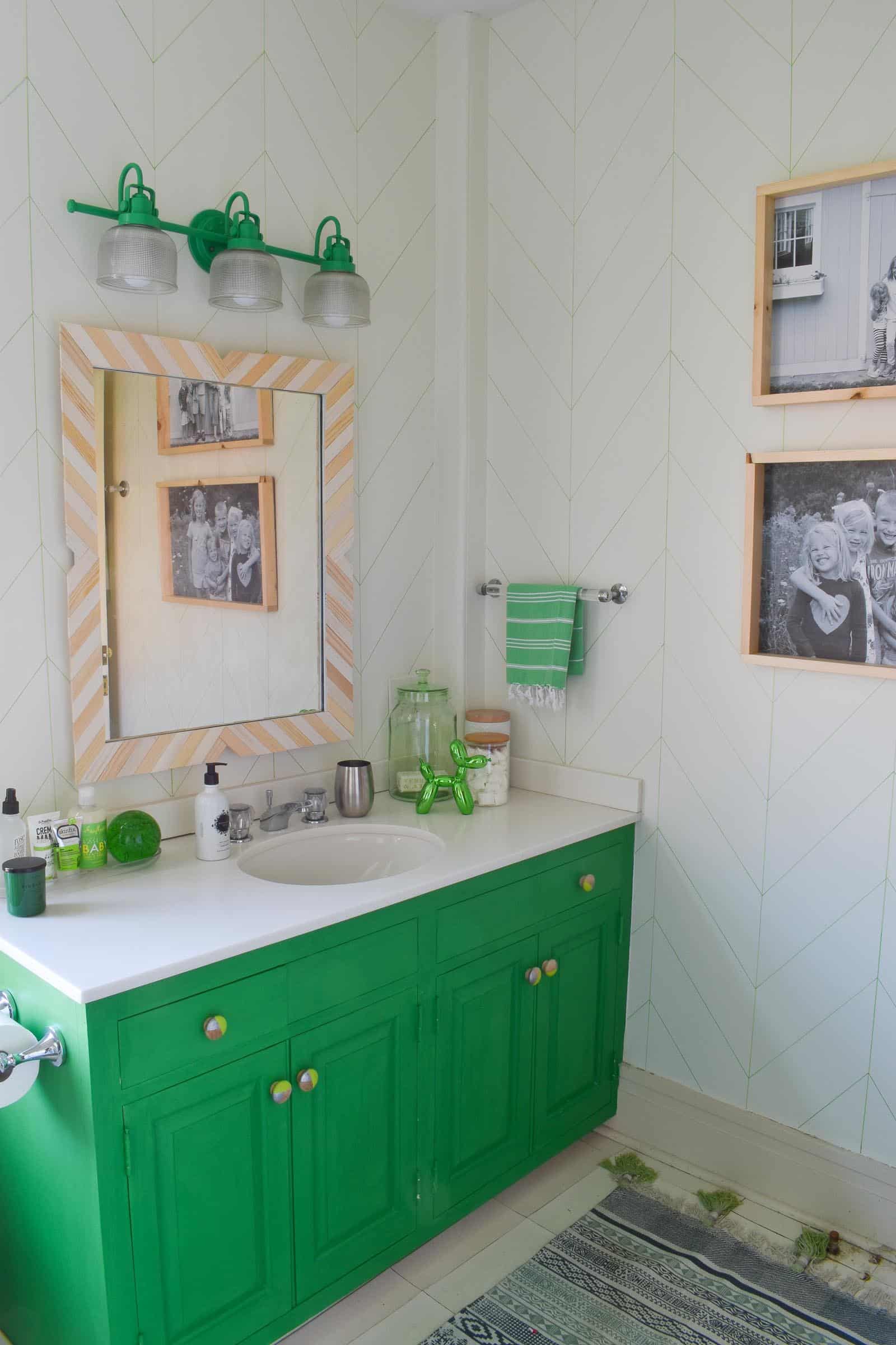 budget bathroom makeover for under sixty dollars