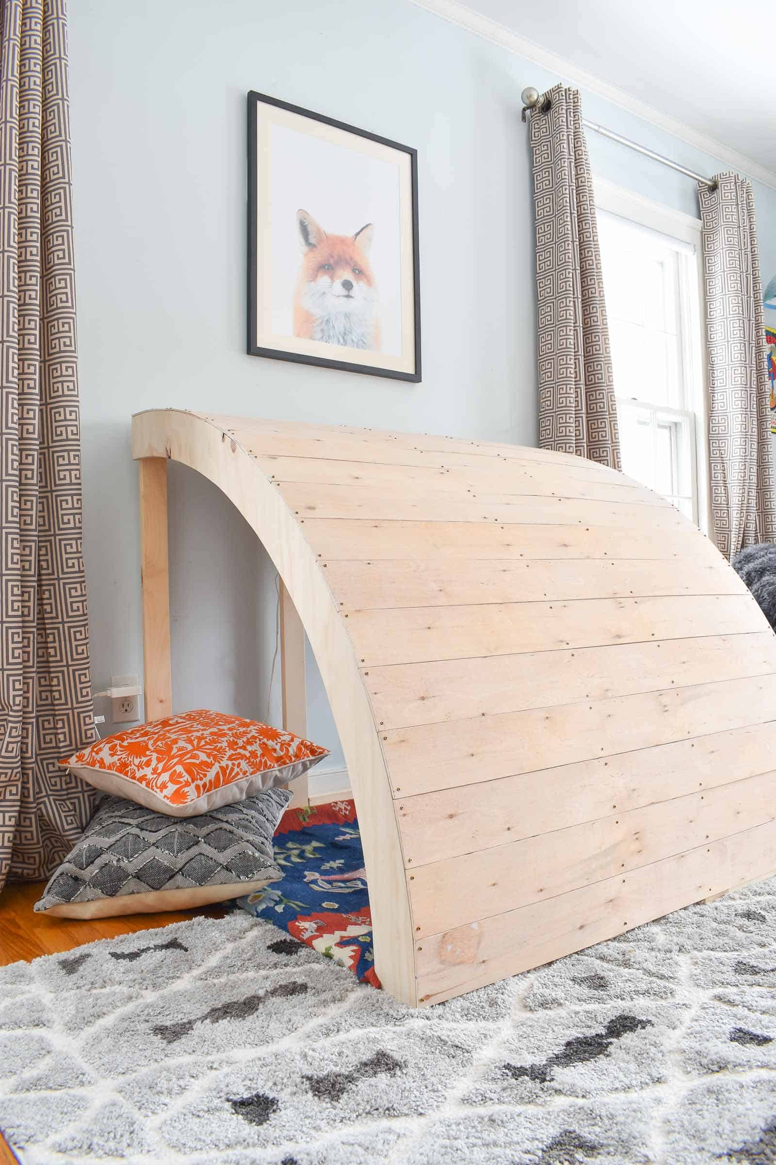 Kids Wooden Reading Nook - At Charlotte's House