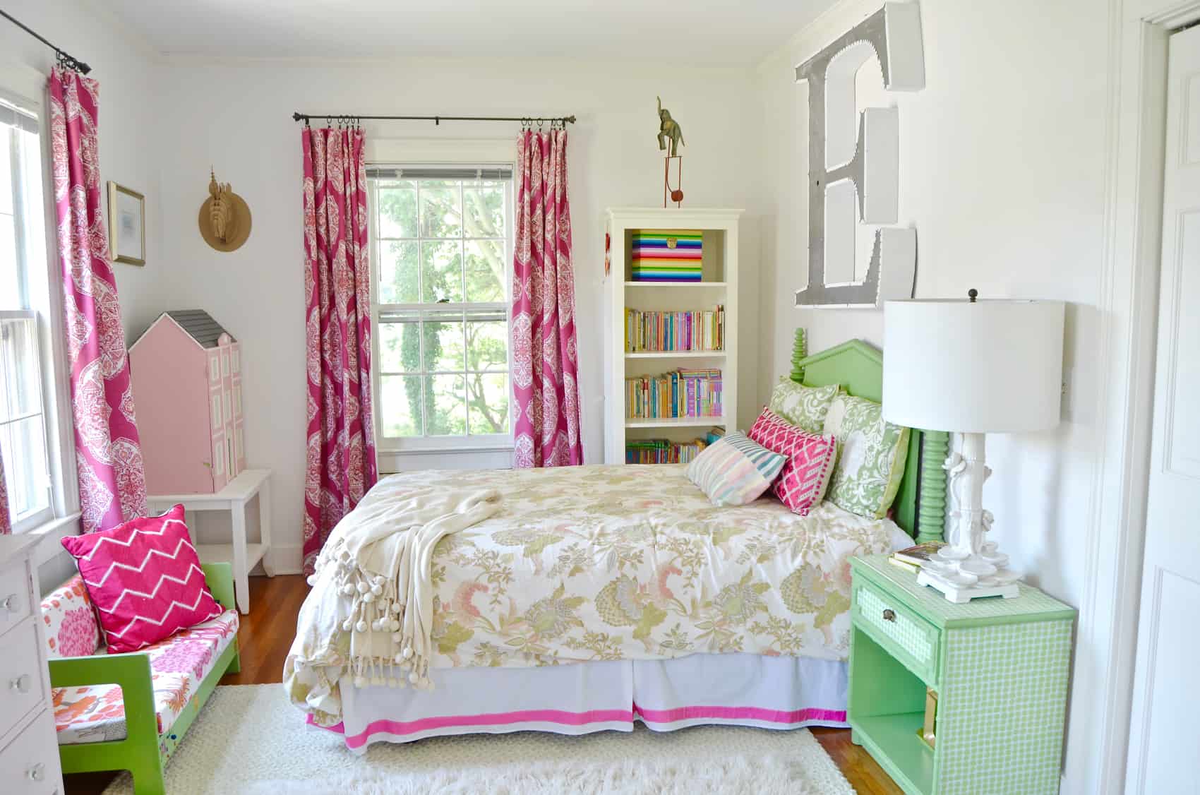 fuchsia-girls-bedroom - At Charlotte's House