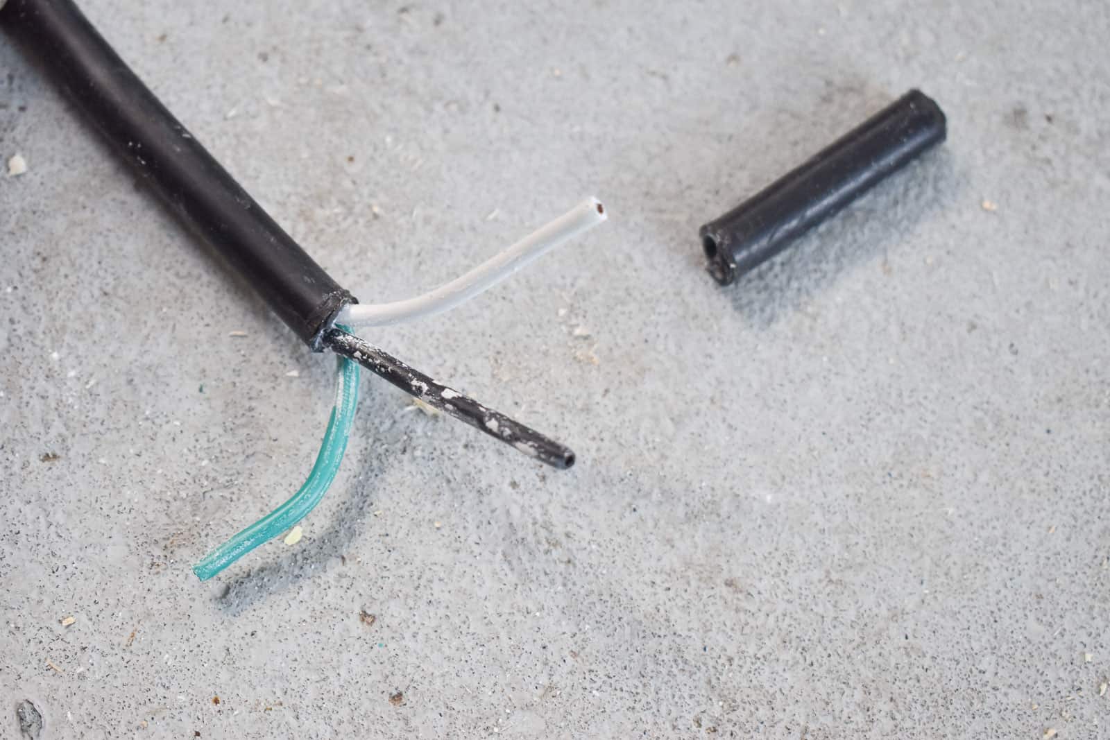 How To Replace a Plug At Charlotte's House