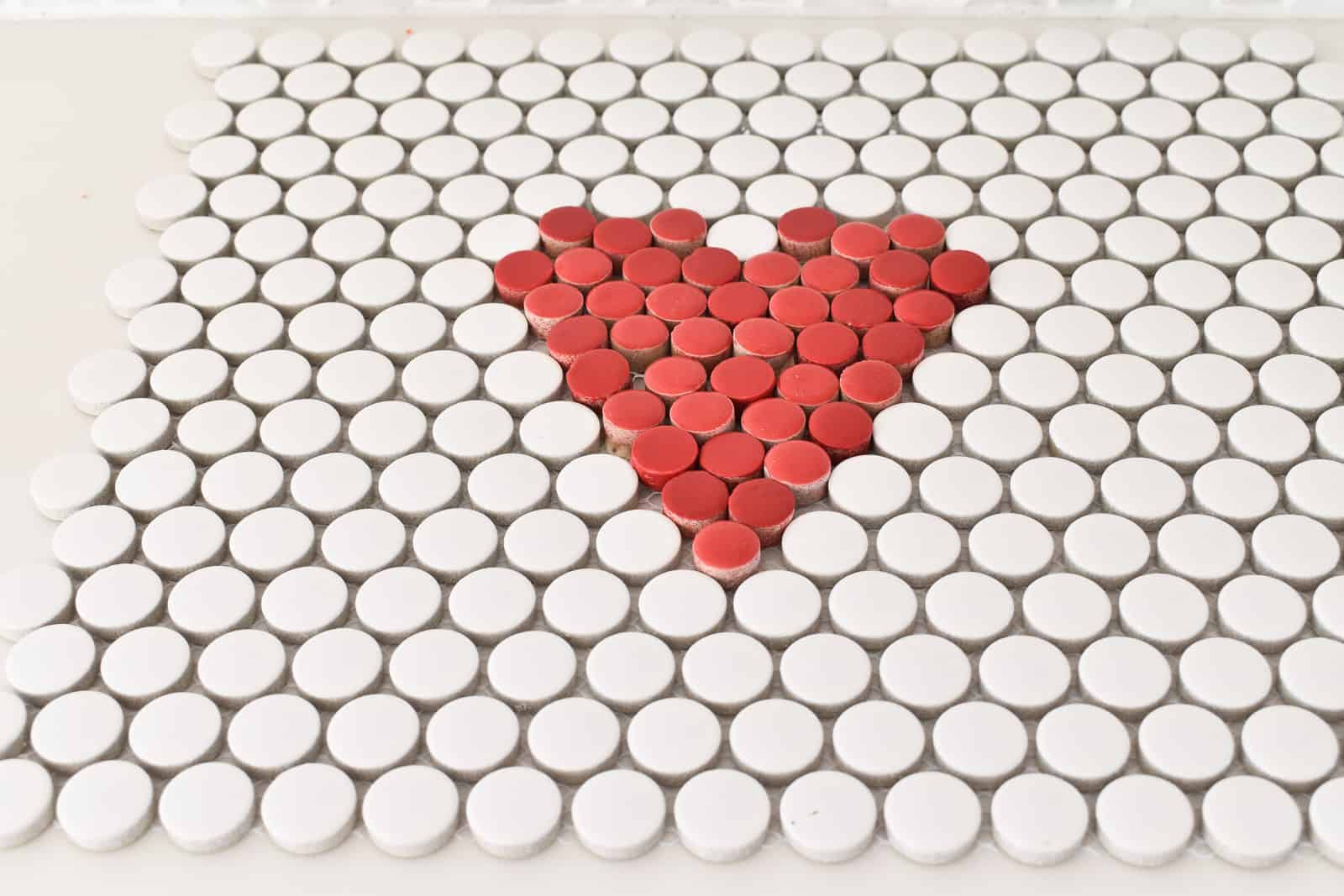 place red tiles into the heart