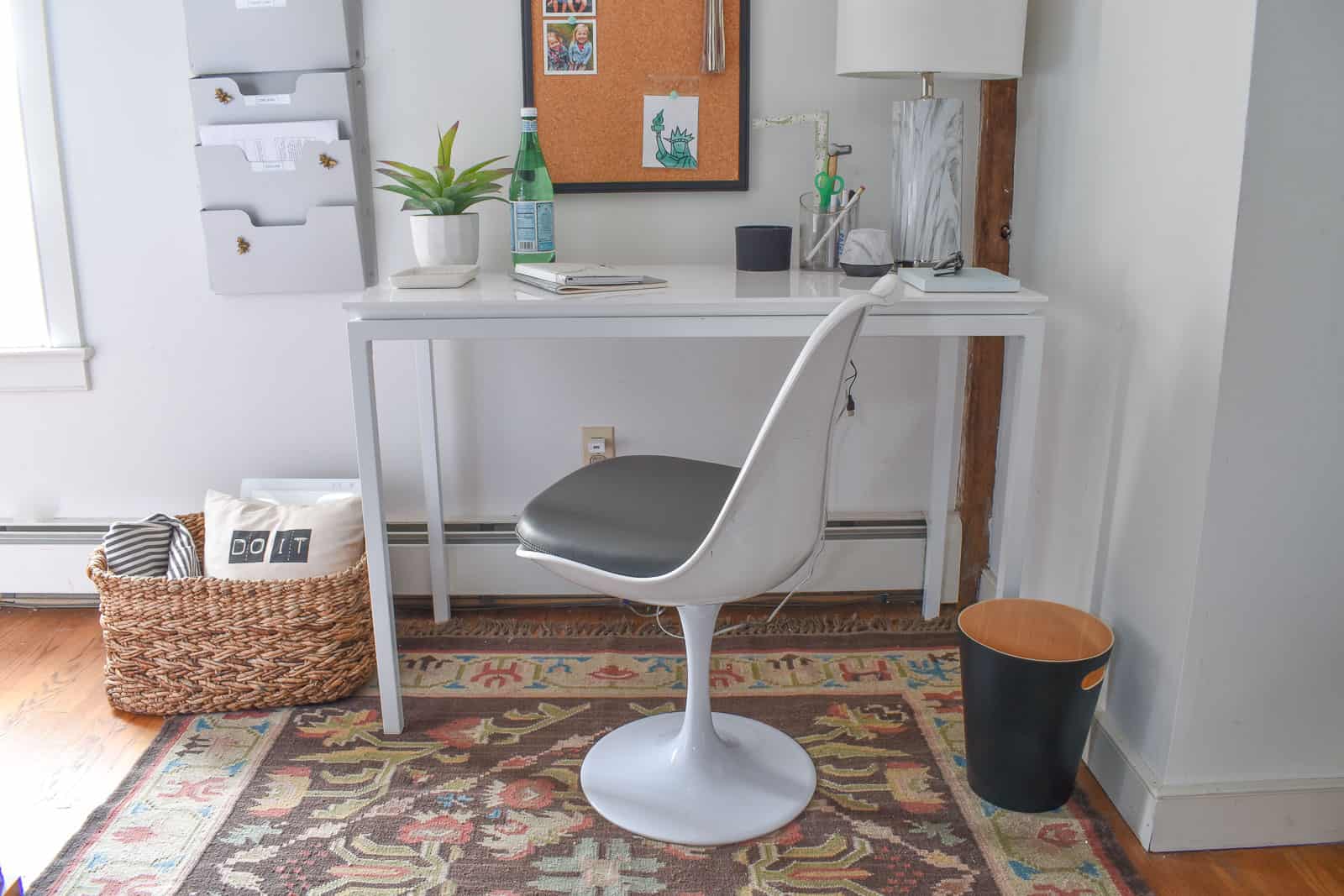 How to make use of small spaces with office storage furniture