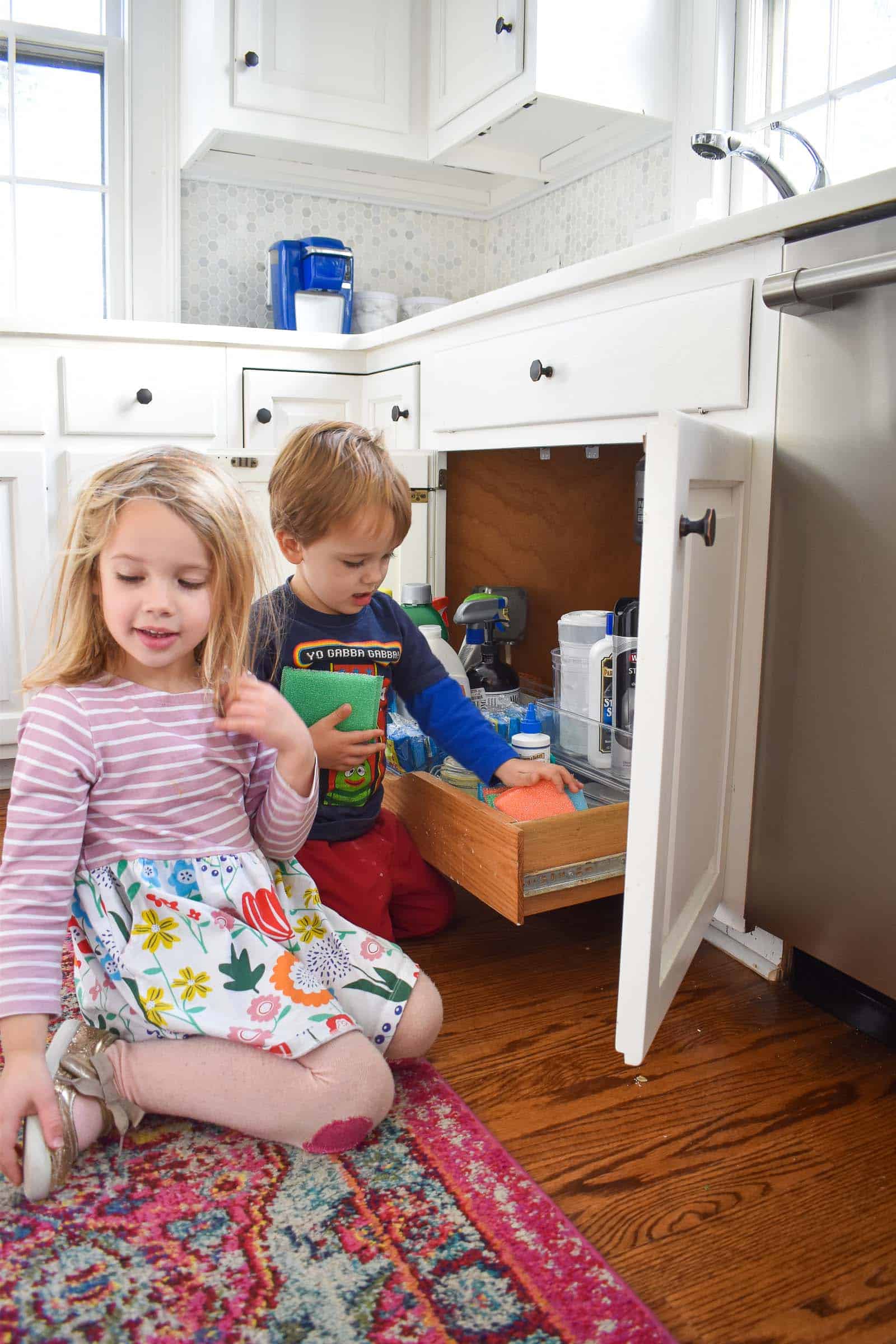 kids helping with organizing