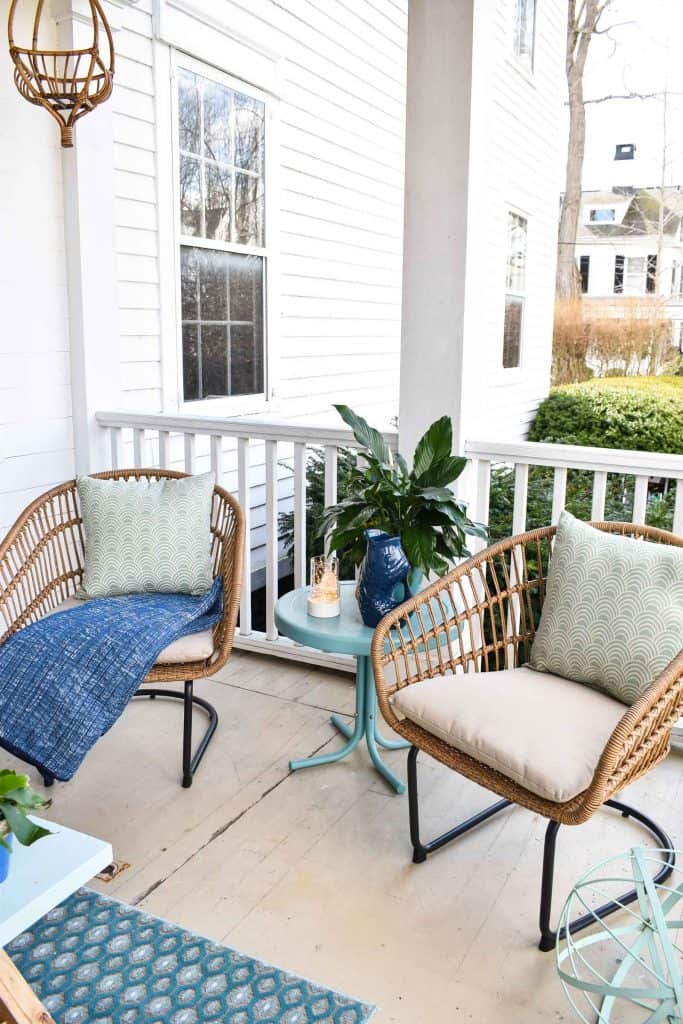 Coastal Decor in a Non-Coastal Space - At Charlotte's House