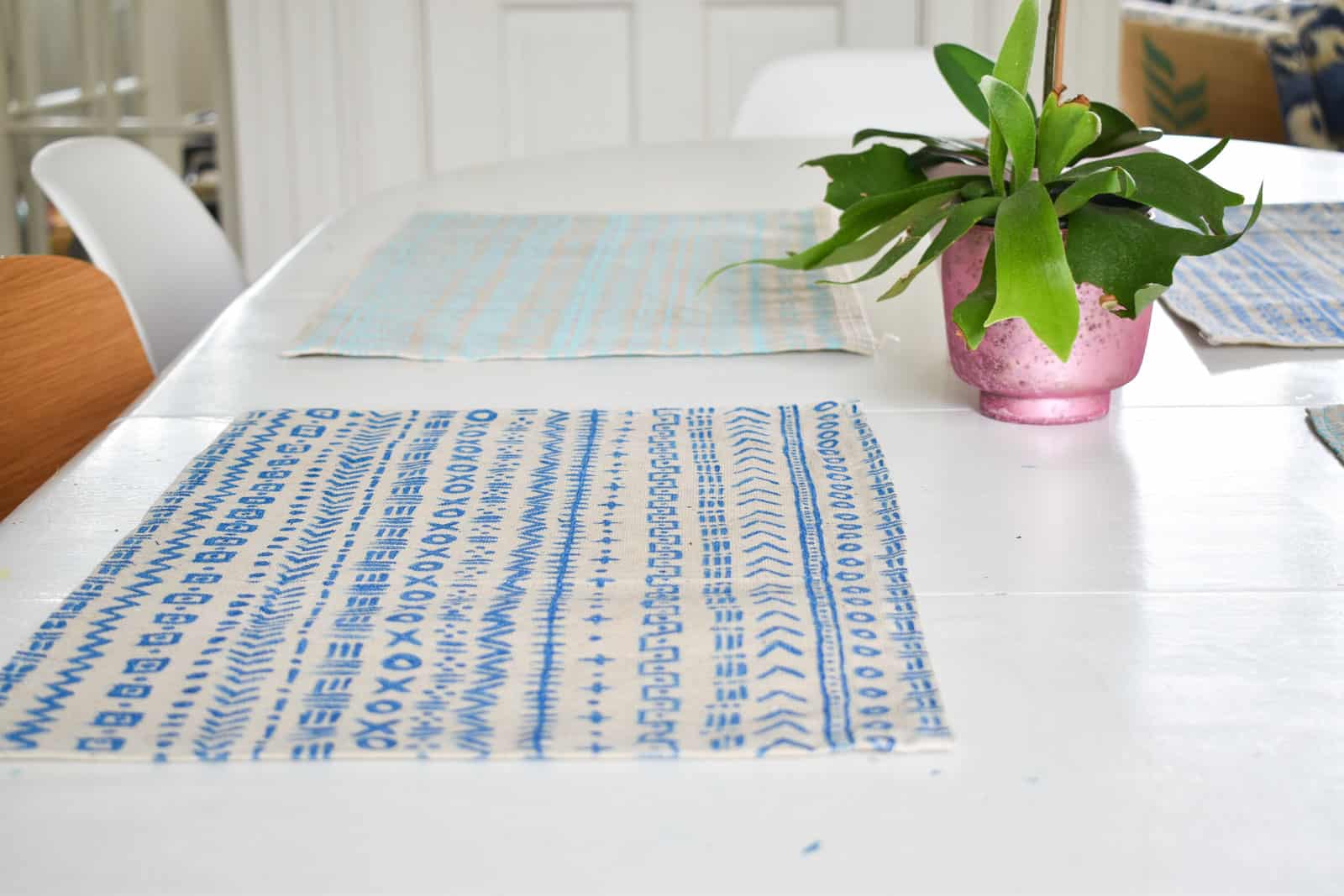 placemats with mudcloth pattern