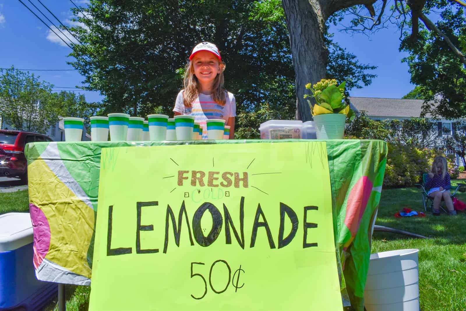 setting up the best lemonade sale