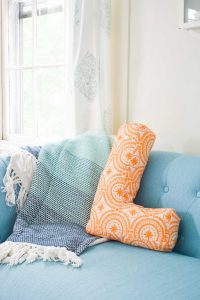 how to sew a letter pillow