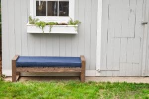 modern diy backyard bench